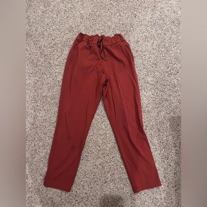 Lululemon joggers size 6 burnt orange